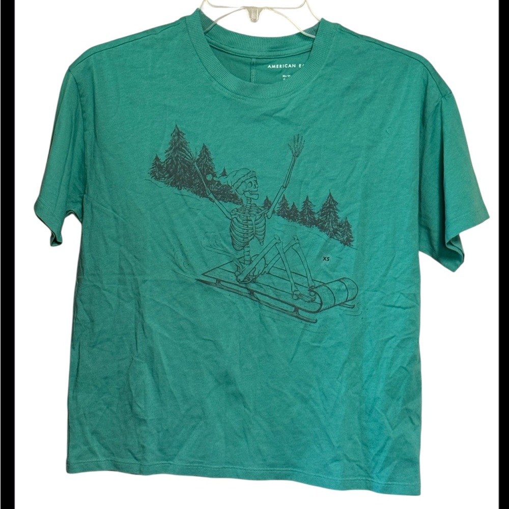 NWT AE Sledding Skeleton Christmas T-shirt Cropped XS